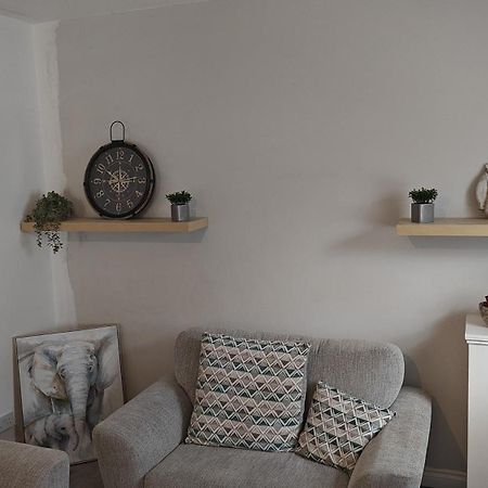 Improved Private House In Central Location Portsmouth Eksteriør bilde
